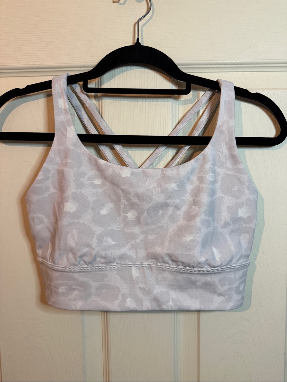 Lululemon White Leopard Print Sports Bra Woman’s Size 8